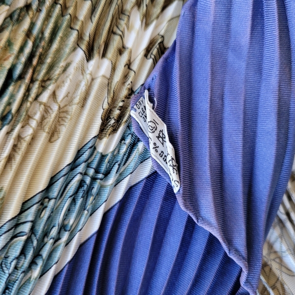 HERMES L’Hiver PM Hermes Cashmere Plisse 1968 Phillipe Ledoux Scarf - Picture 4 of 4